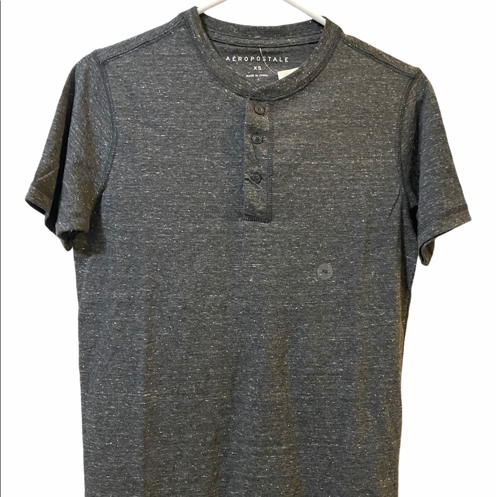 Aeropostale Grey Men's XS Tshirt, Henley Tshirt